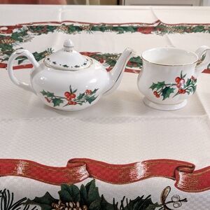 Vintage A Cup of Christmas Tea One Teacup Petite Teapot Bone China 2001 Tom Hegg
